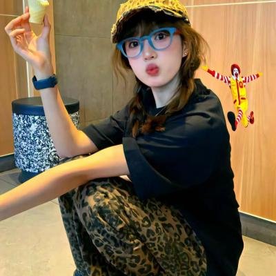 穿魂后竟成了对家孙媳妇